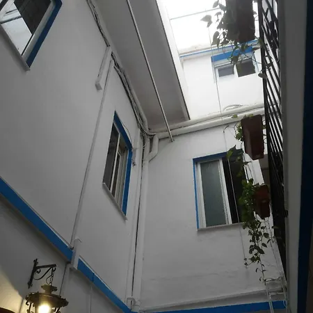 Guest house Cibeles 2*